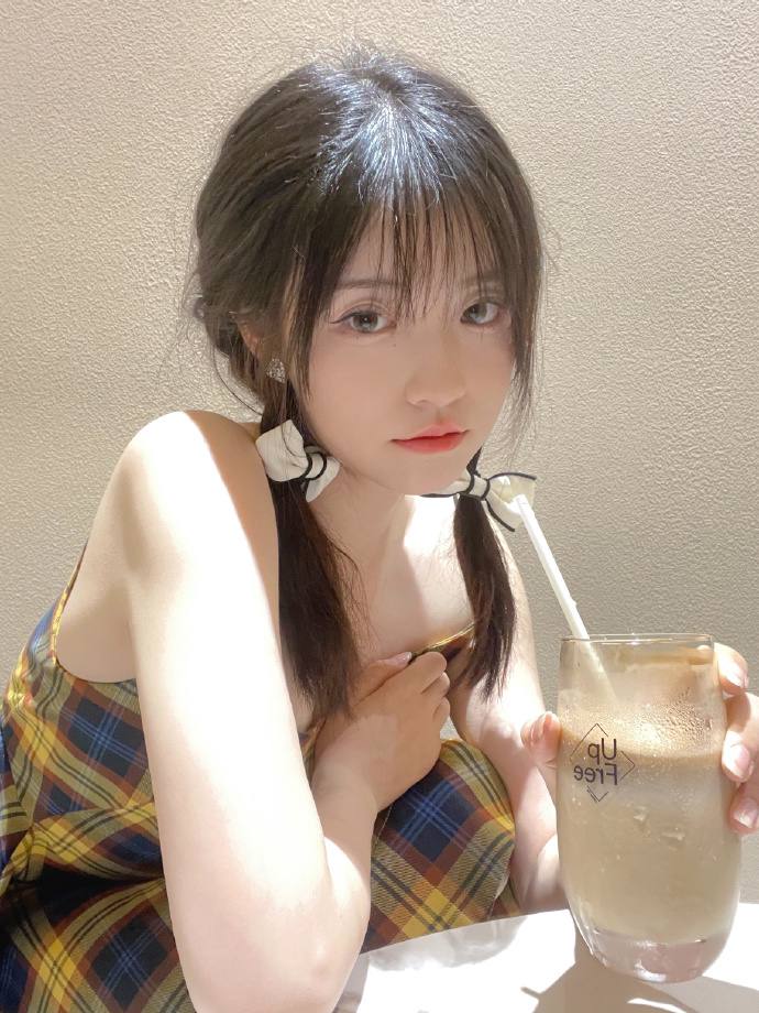 婷婷伊人a√,久久久婷婷激情无码W W W完整版电影在线观看